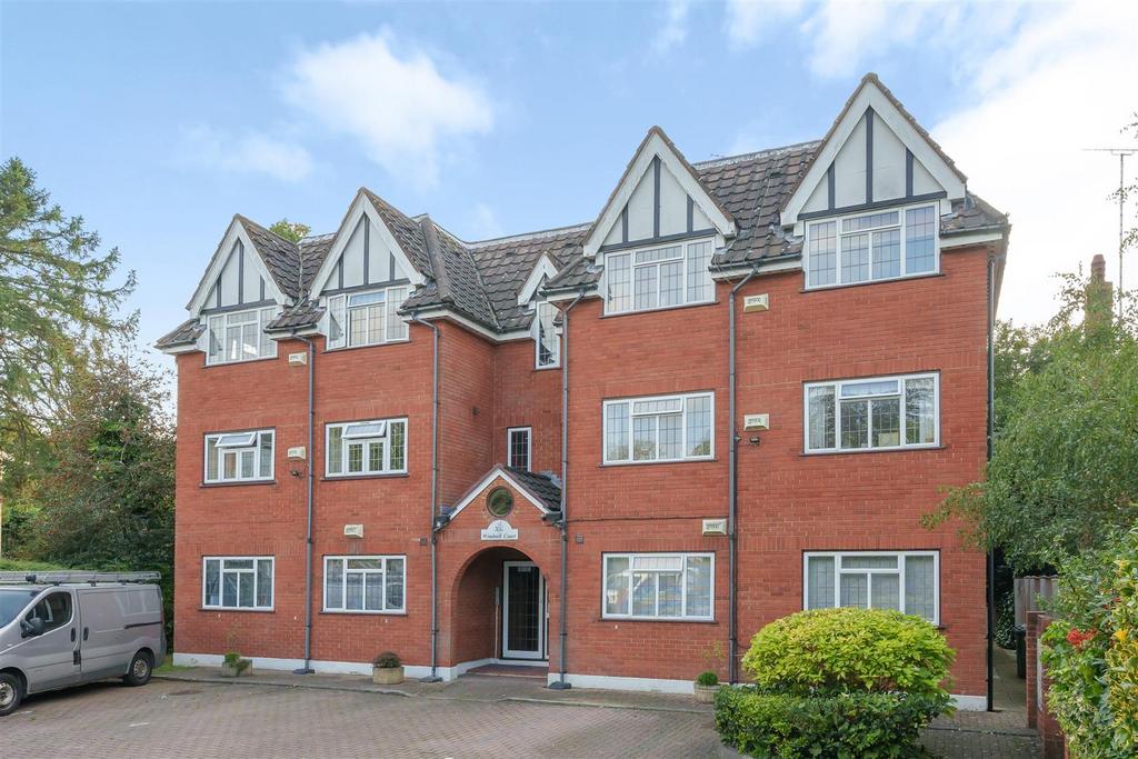 Windmill Lane, Bushey WD23 2 bed flat £525,000