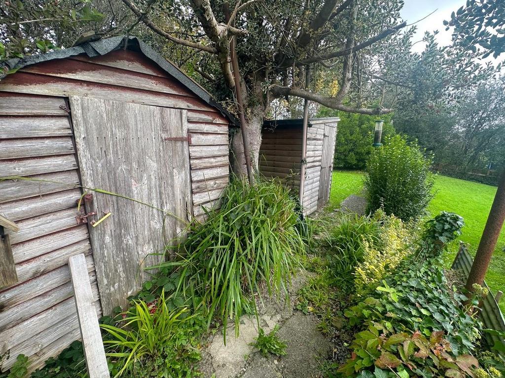 Garden 2.jpg