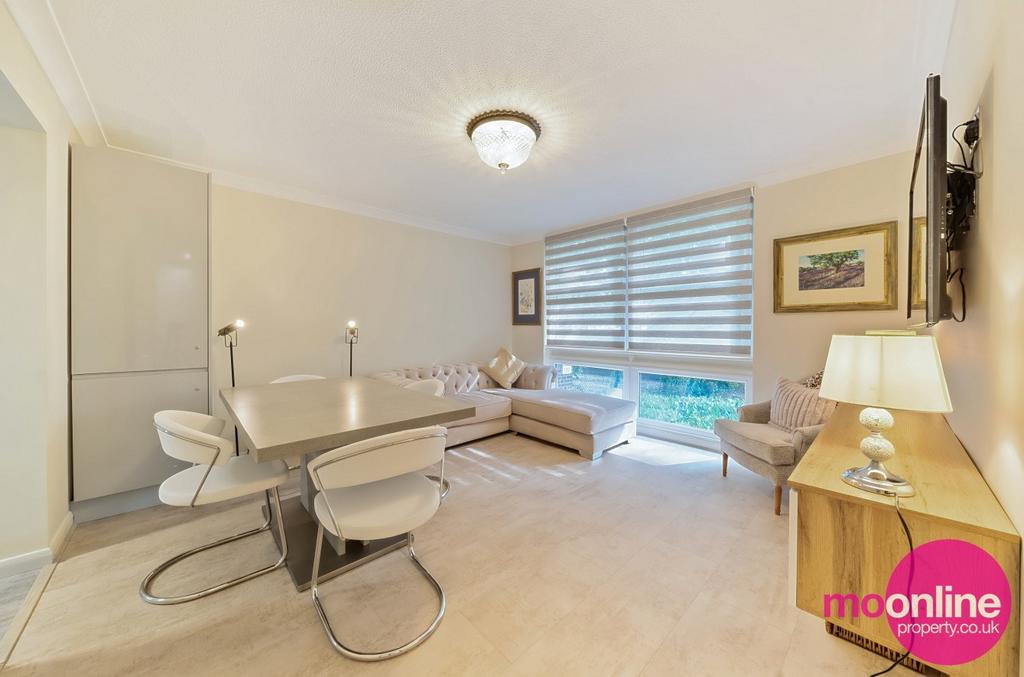 ADELAIDE ROAD, PRIMROSE HILL, LONDON, NW3 1 bed flat for sale £550,000