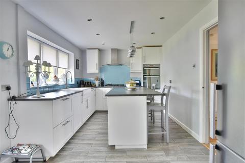 5 bedroom detached house for sale, Collington Rise, Bexhill-On-Sea