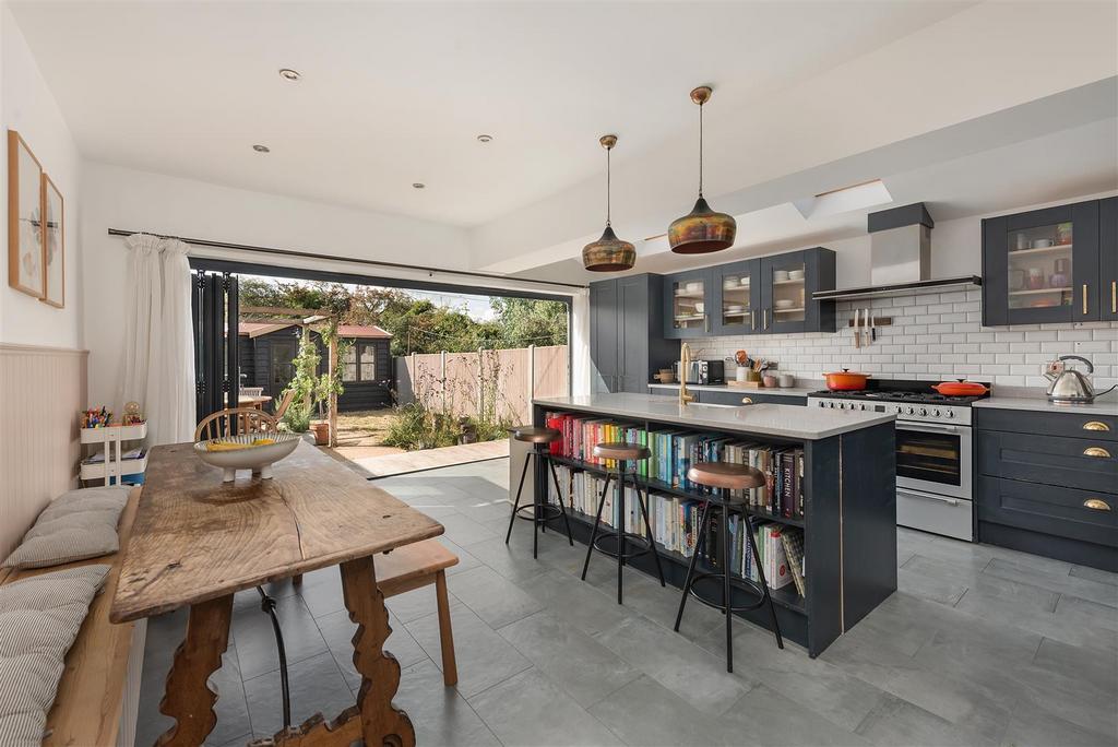 Clare Road, Whitstable 3 bed end of terrace house for sale £635,000