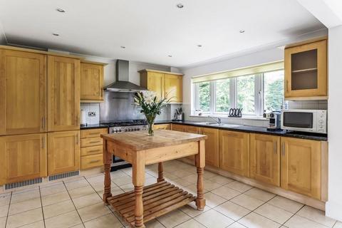 4 bedroom detached house for sale, TEN ACRES, FETCHAM, KT22