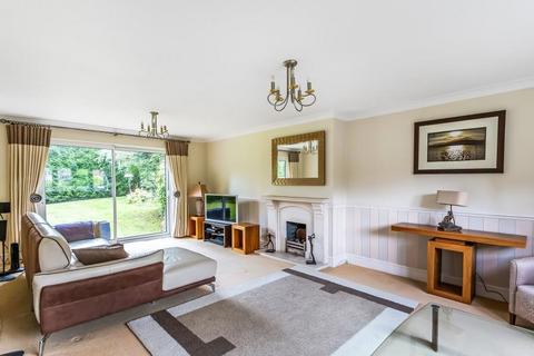 4 bedroom detached house for sale, TEN ACRES, FETCHAM, KT22