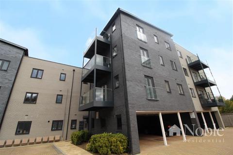 2 bedroom flat for sale - Florence Close, Brentwood