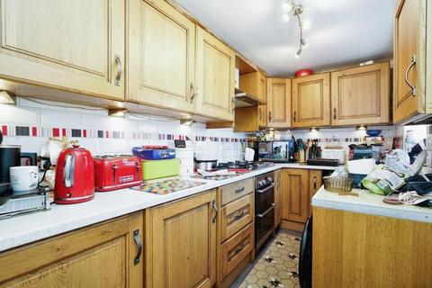 3 Cross Flatts Drive, Leeds, LS11 7HY