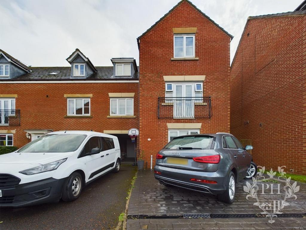 Dalton Court, Redcar 4 bed semidetached house £229,950