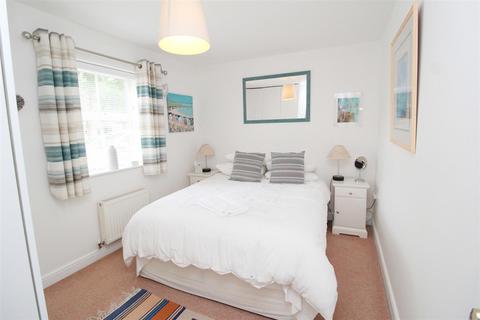 2 Allington Circle, Kingsmead, Milton Keynes, MK4 4EE