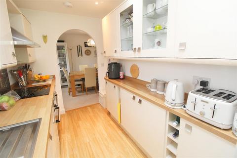 2 Allington Circle, Kingsmead, Milton Keynes, MK4 4EE