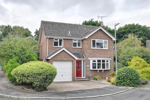 4 bedroom detached house for sale, Rogersmead, Tenterden