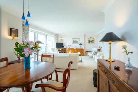 3 bedroom apartment for sale - The Leas, Folkestone
