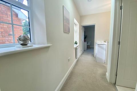 2 bedroom end of terrace house for sale, Chapel Street, Tiverton