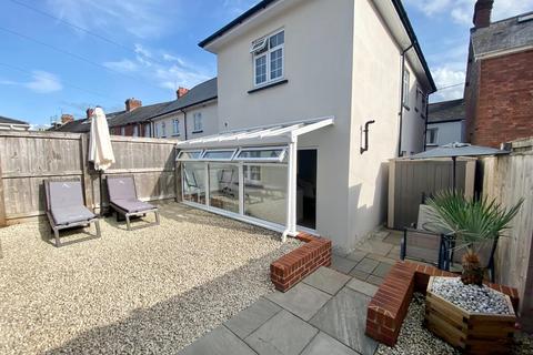 2 bedroom end of terrace house for sale, Chapel Street, Tiverton