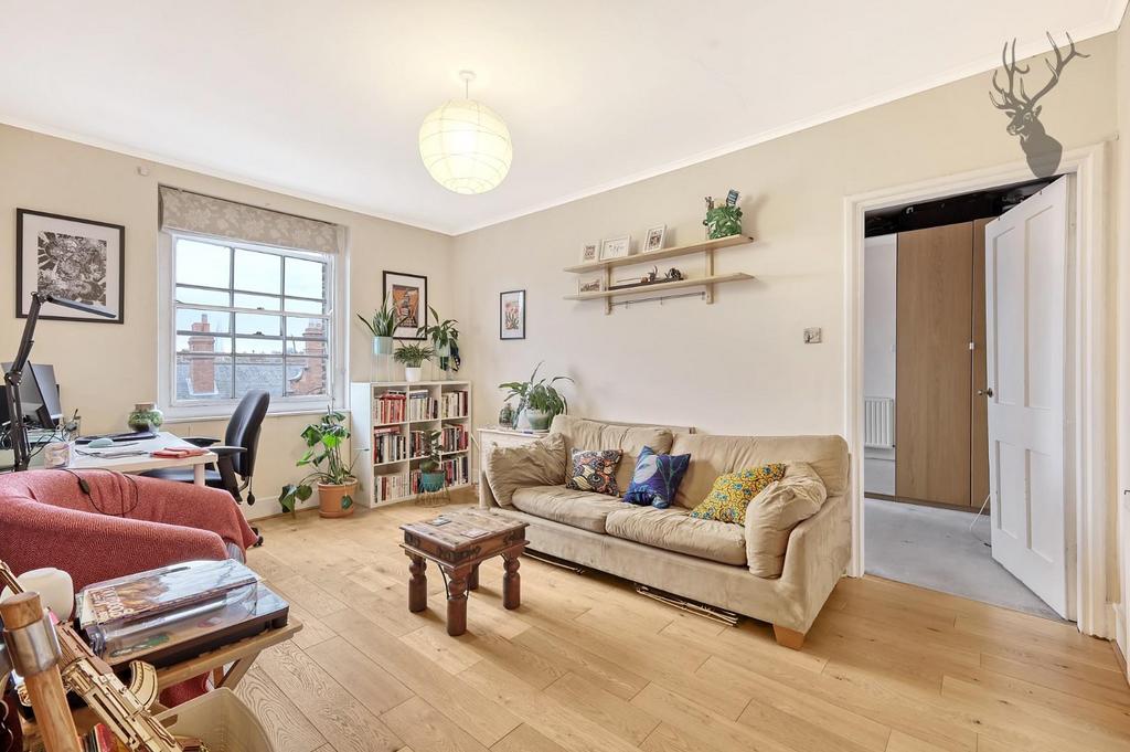 Stepney Green, E1 1 bed flat for sale £395,000