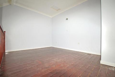 12 Bulphan Close, Wickford, SS12 9HS