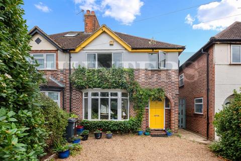 49 Sutton Square, Hounslow, TW5 0JB