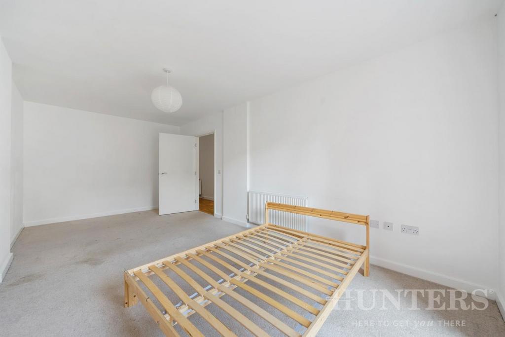 Flat 46, Butterfly Court N15 4 FA-7.jpg