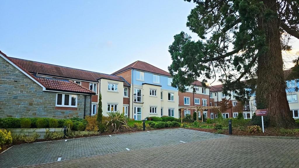 Alexander Lodge, Stokefield Close, Thornbury 2 bed apartment for sale
