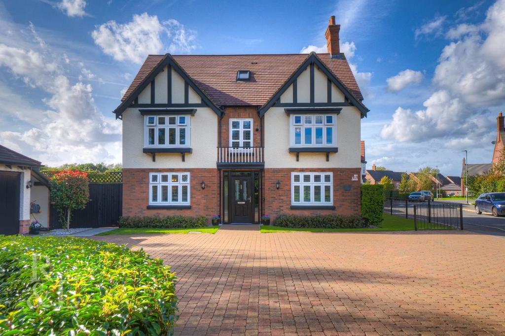 Angels Drive, Ravenstone 5 bed detached house for sale £650,000