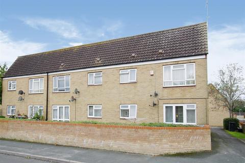 2 Godolphin Close, Freshbrook, Swindon, SN5 8RL
