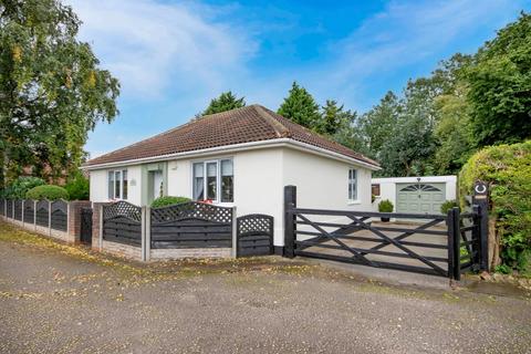 2 bedroom bungalow for sale, Canal Lane, West Stockwith, Doncaster