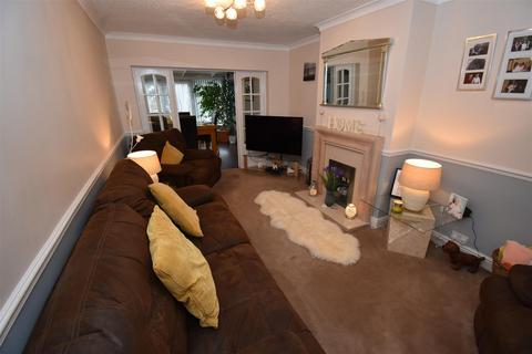 3 bedroom semi-detached house for sale - Rymond Road, Hodge Hill, Birmingham