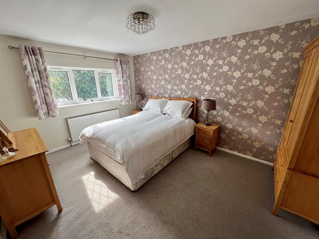 Principle bedroom