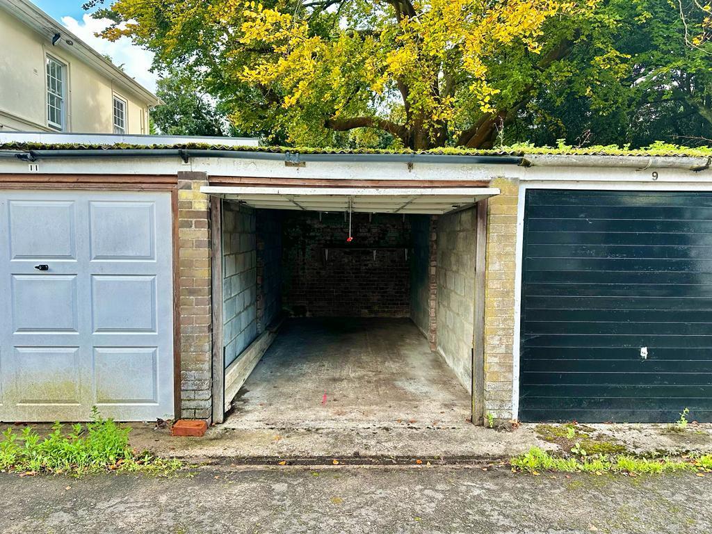 Castle Acre, Mumbles, Swansea Garage £10,000