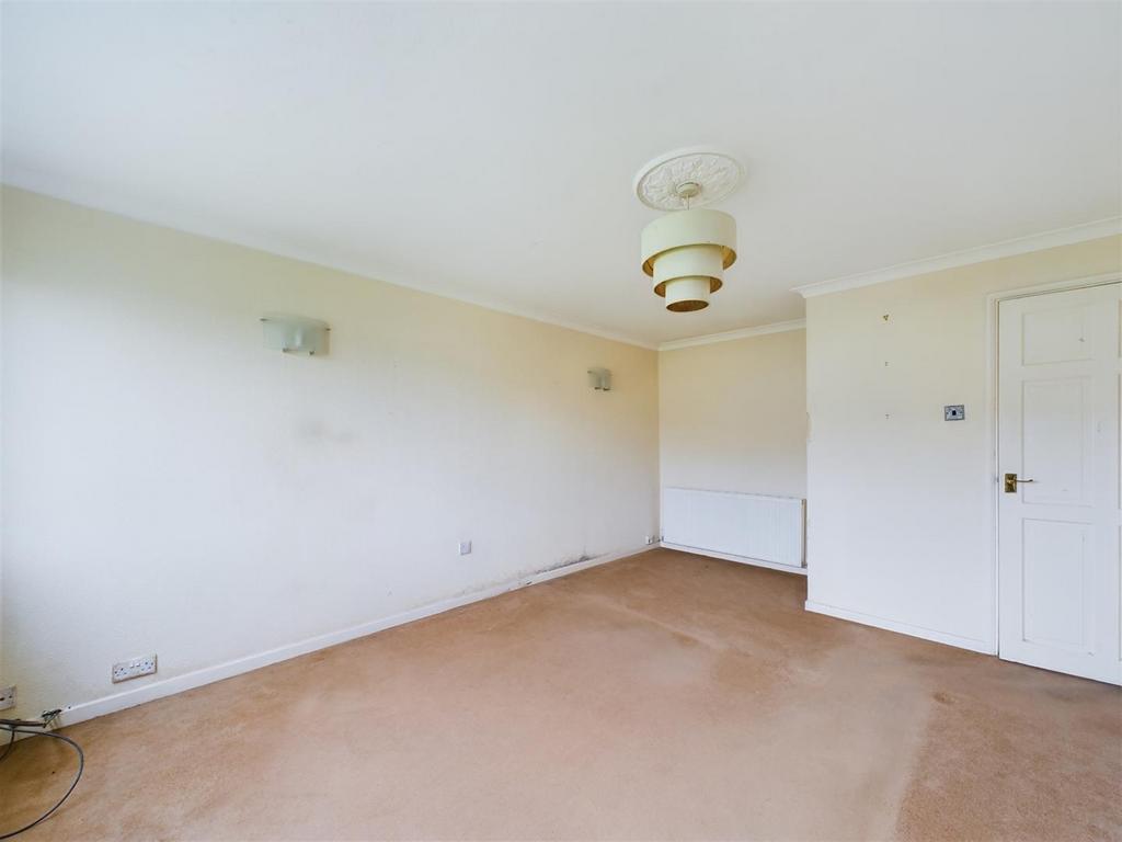 Carnaby Avenue, Bridlington 2 bed terraced house for sale £94,950