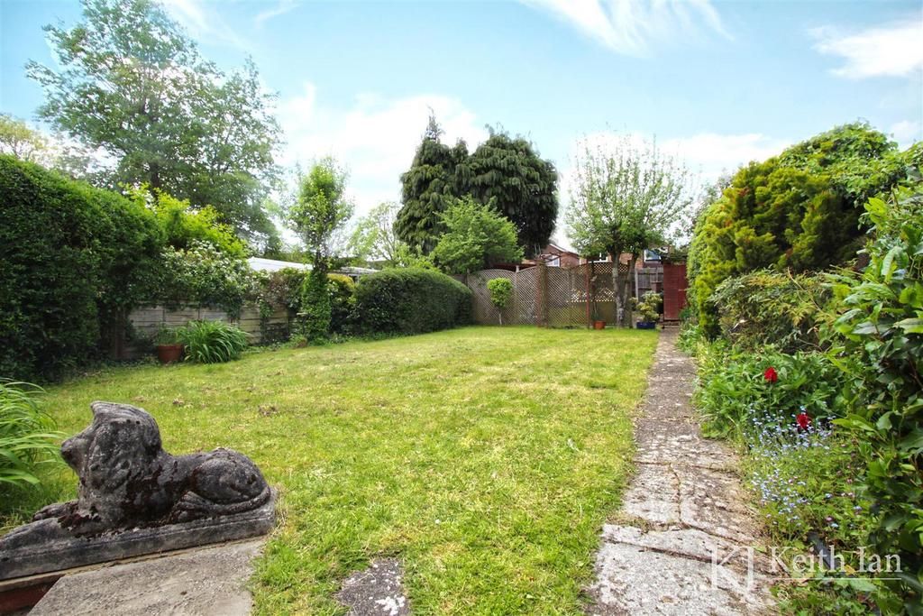 Garden 2.jpg