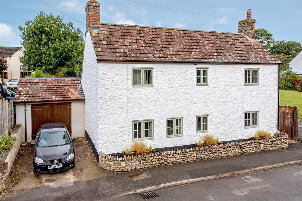 Staplehay, Trull, Taunton 5 bed detached house for sale £650,000