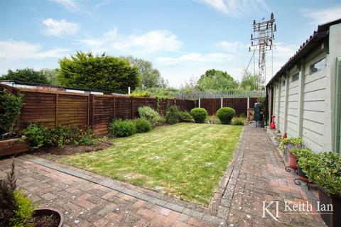 138 Eastfield Road, Waltham Cross, EN8 7ET