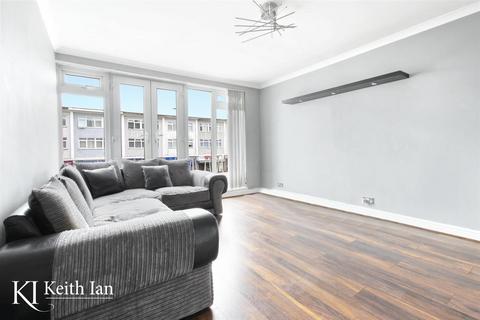 1 bedroom apartment for sale, Turners Hill, Cheshunt, EN8