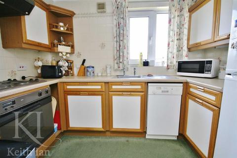 2 bedroom retirement property for sale - Edwards Court, Cheshunt