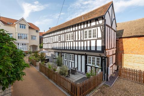 Apartment 1, Manor Court, 26b Bancroft, Hitchin, SG5 1JW