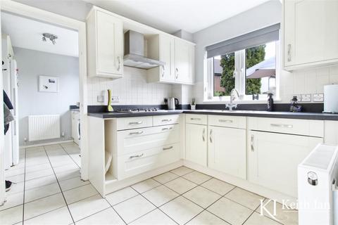 16 Sycamore Close, Cheshunt, Waltham Cross, EN7 6BF