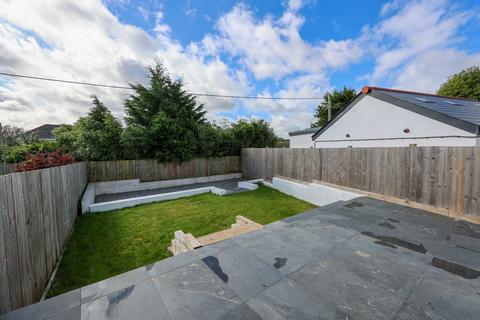 20 Central Avenue, St Austell, PL25 4JG