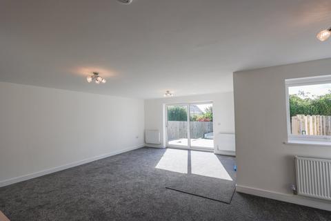 20 Central Avenue, St Austell, PL25 4JG