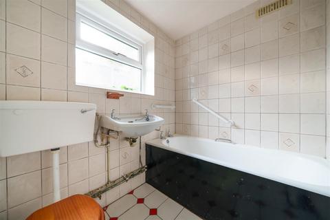 1 Rushett Close, Thames Ditton, KT7 0UR