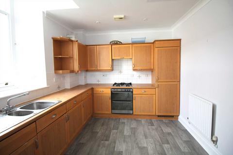 2 bedroom flat to rent, Royal Court, Uphill Road North