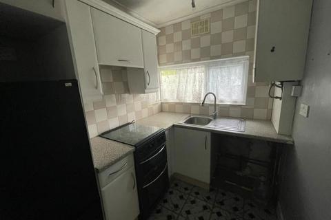 2 bedroom maisonette for sale - London Road, Northfleet, Gravesend, Kent, DA11 9JR