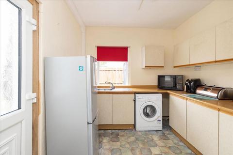 37 Easthouses Road, Easthouses, Dalkeith, EH22 4EB