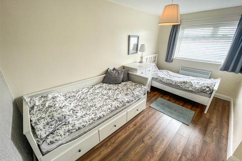 2 bedroom bungalow for sale - Bishton Walk, Tywyn, Gwynedd, LL36