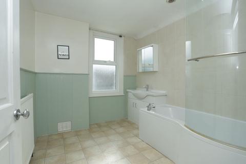 54 Minster Drive, Herne Bay, CT6 8UL