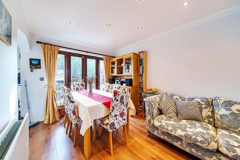 4 bedroom end of terrace house for sale, Prince Street, Hertfordshire WD17