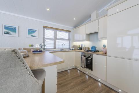 2 bedroom park home for sale, Stratford-upon-Avon, Warwickshire, CV37