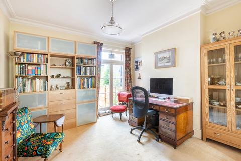 Allandale Camden Road, Lingfield, RH7 6AF