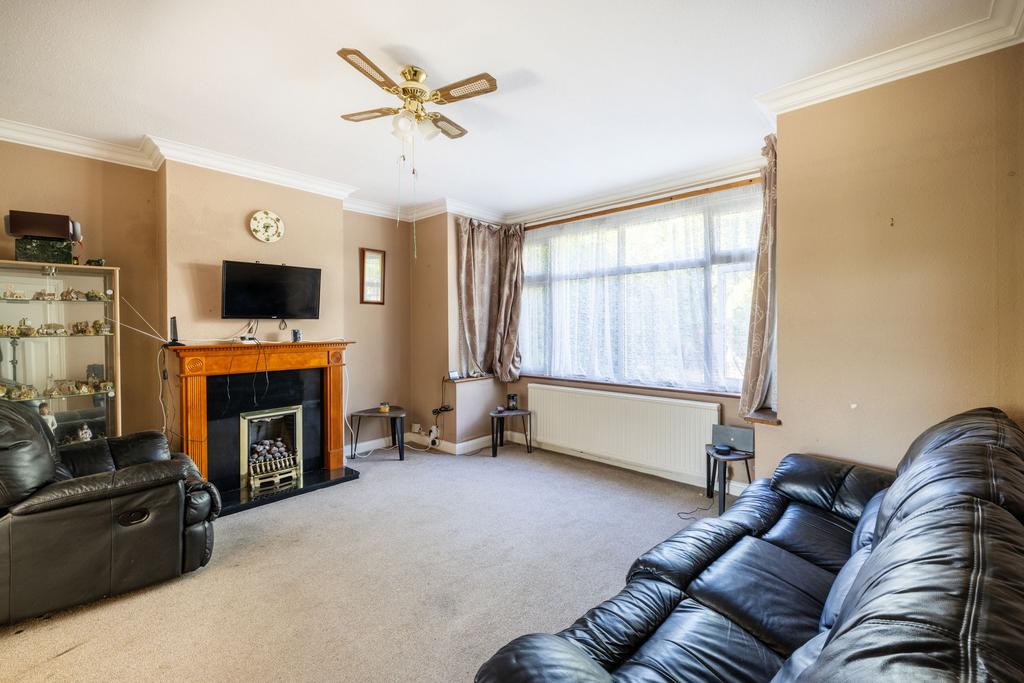 St. Andrews Road, Coulsdon, CR5 4 bed semidetached house for sale £
