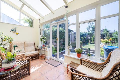 85 Richmond Road, Thornton Heath, CR7 7QF