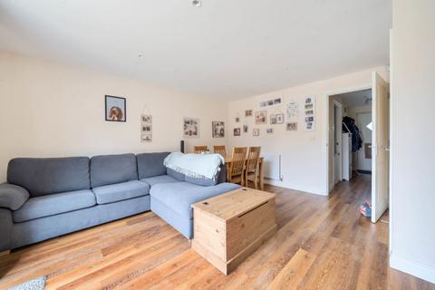 104 Hilton Close, Kempston, Bedford, MK42 7FT