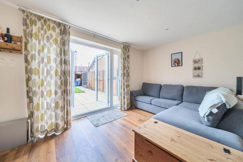 104 Hilton Close, Kempston, Bedford, MK42 7FT